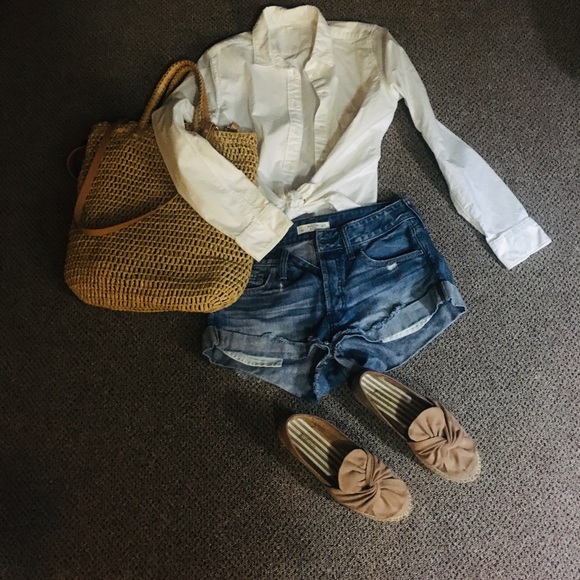 White button down Cotton top - Picture 1 of 4